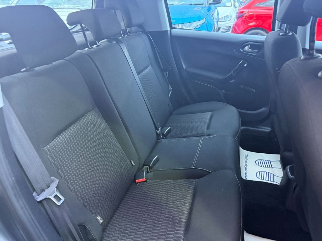 Used Peugeot 208 2017 for sale - 76840814: Photo 18