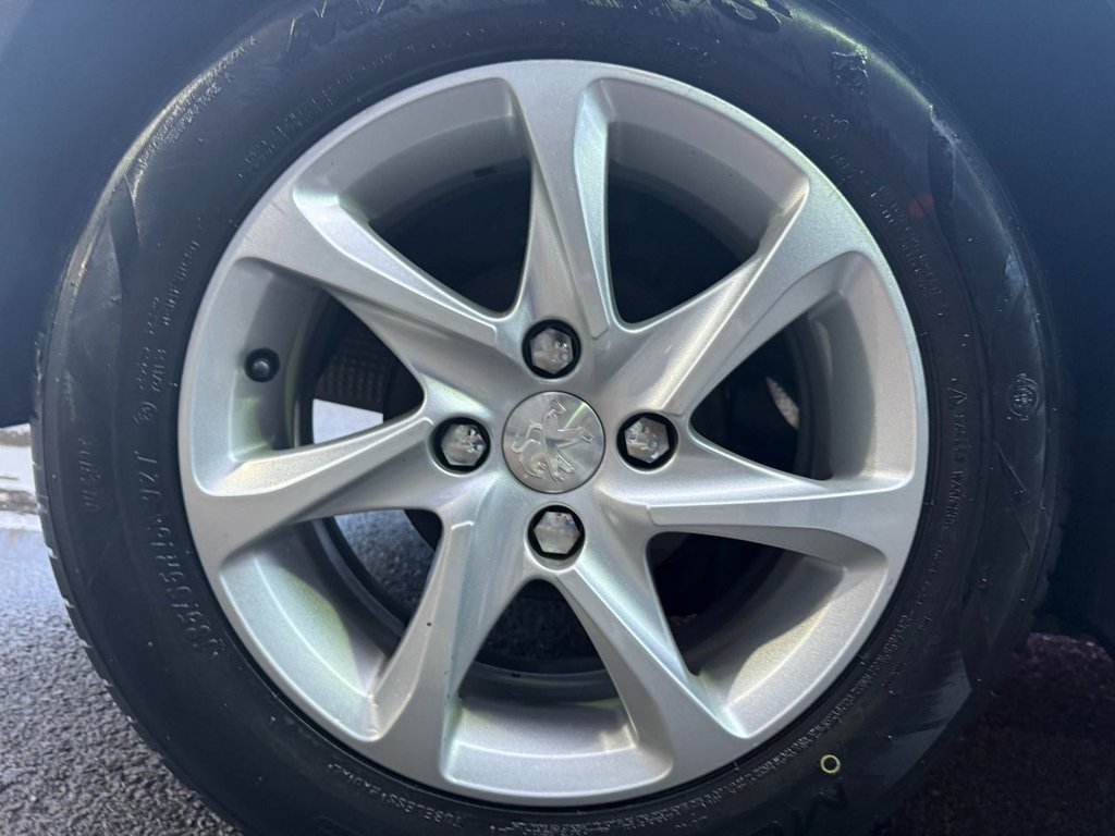 Used Peugeot 208 2017 for sale - 76840814: Photo 25