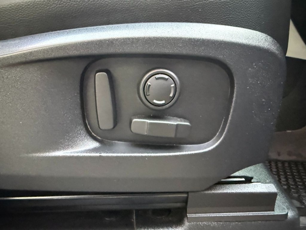 Used Land Rover Defender 2021 for sale - 77394294: Photo 21