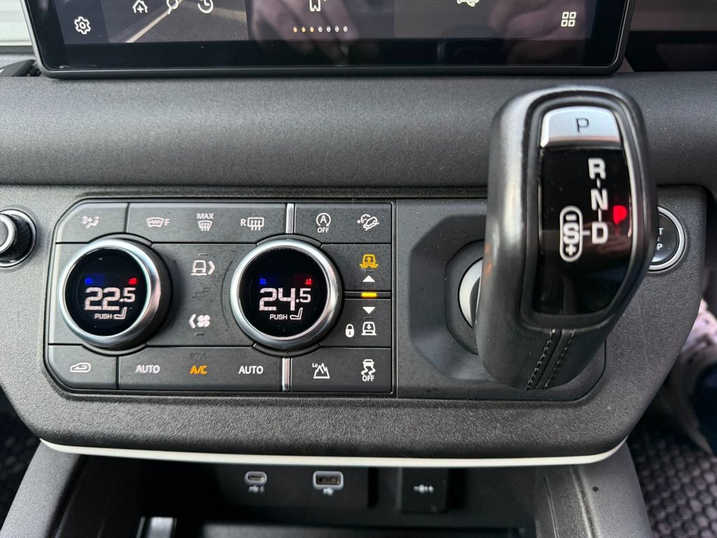 Used Land Rover Defender 2021 for sale - 77394294: Photo 25