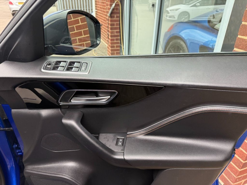 Used Jaguar F-Pace 2017 for sale - 77507126: Photo 12