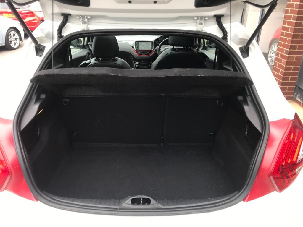 Used Peugeot 208 2015 for sale - 78068825: Photo 13