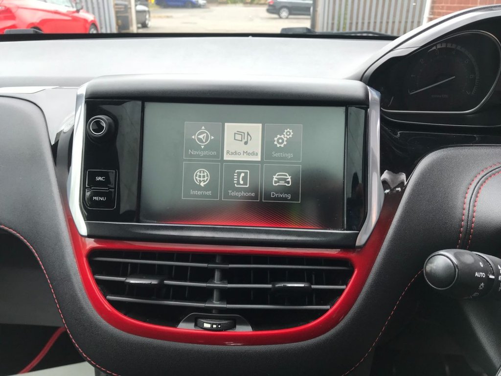 Used Peugeot 208 2015 for sale - 78068825: Photo 16