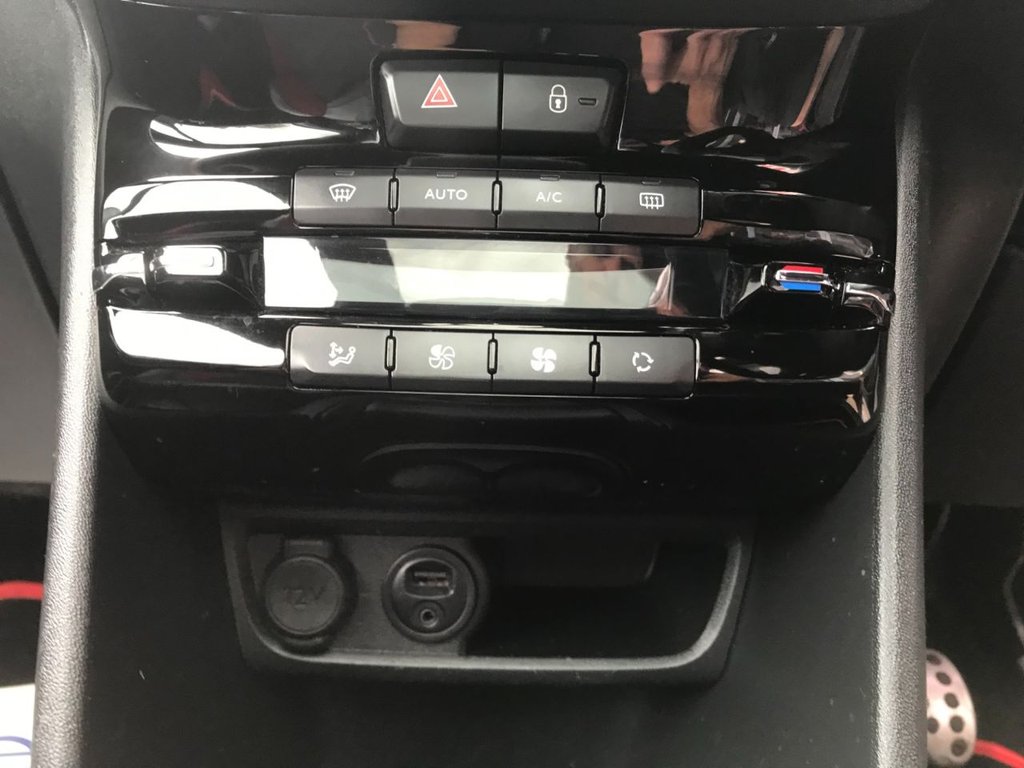 Used Peugeot 208 2015 for sale - 78068825: Photo 17