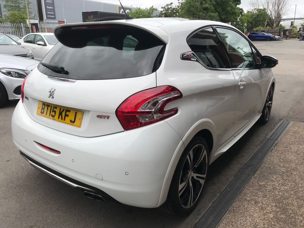 Used Peugeot 208 2015 for sale - 78068825: Photo 5