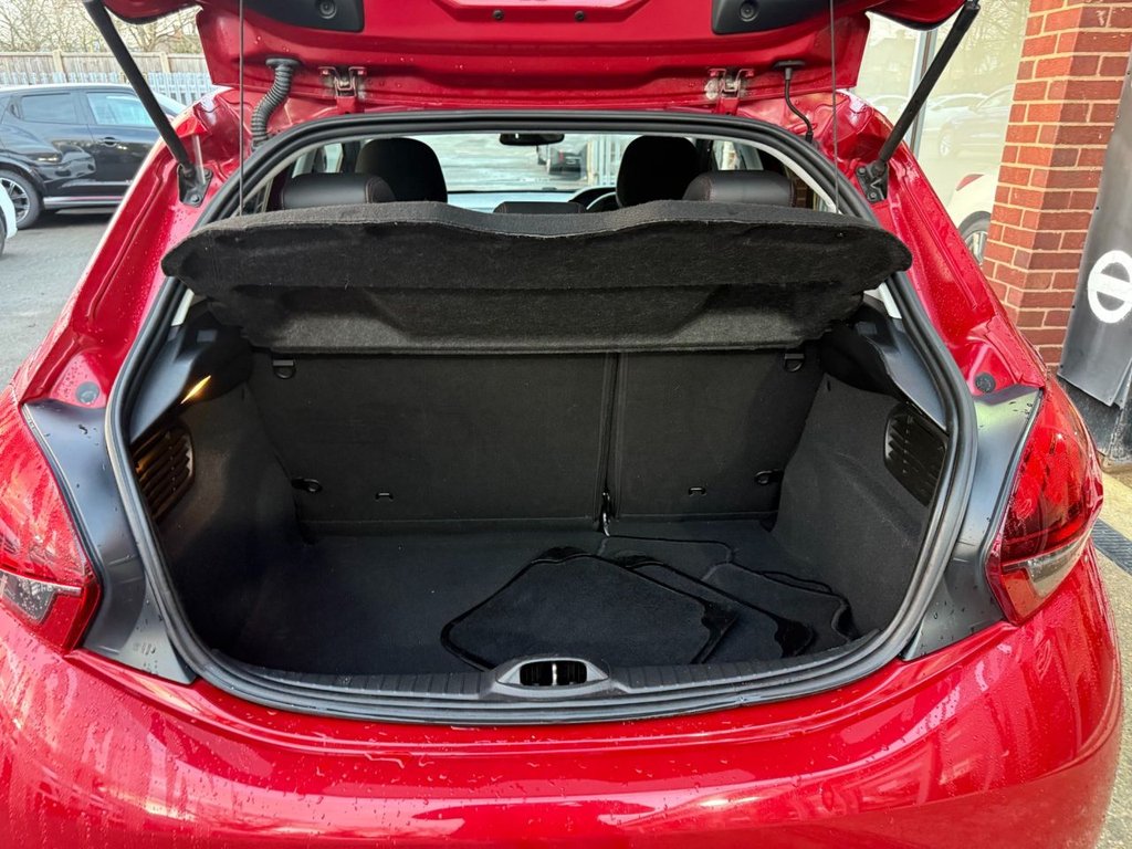 Used Peugeot 208 2019 for sale - 76962506: Photo 13