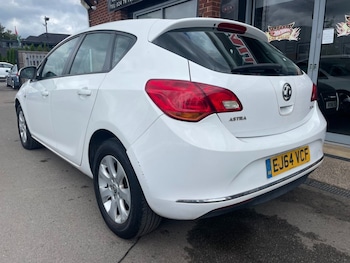 Used Vauxhall Astra 2015 for sale - 75410769: Photo