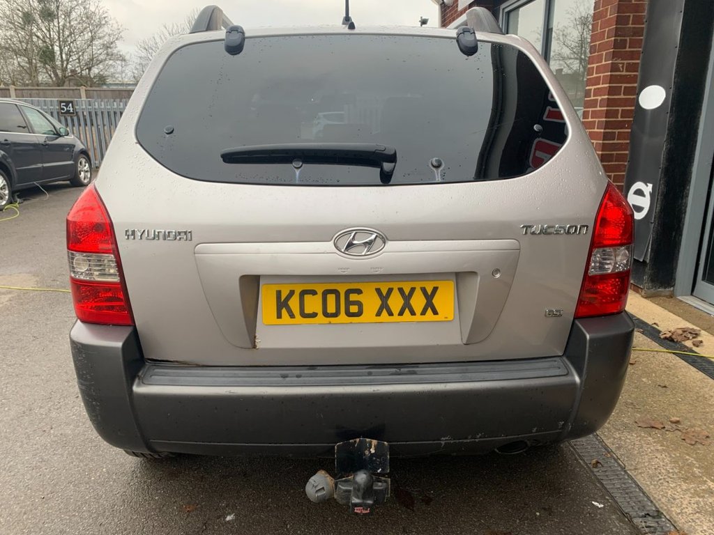 Used Hyundai TUCSON 2006 for sale - 76640537: Photo 10