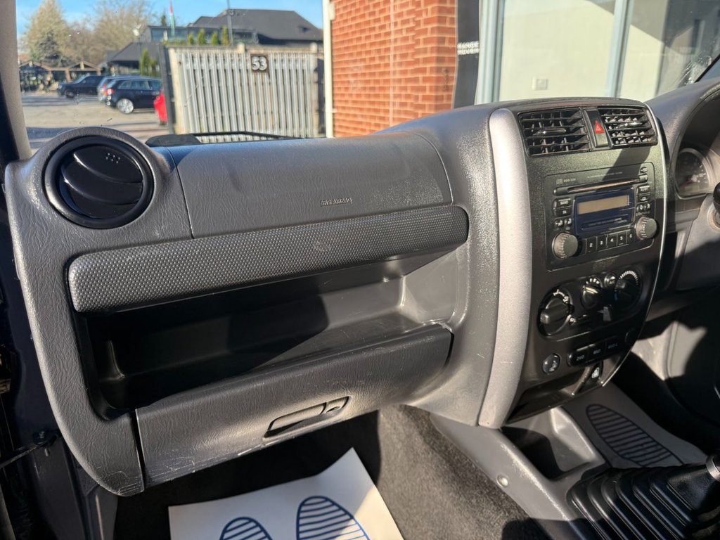 Used Suzuki Jimny 2014 for sale - 76640543: Photo 25