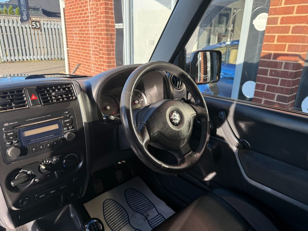 Used Suzuki Jimny 2014 for sale - 76640543: Photo 28