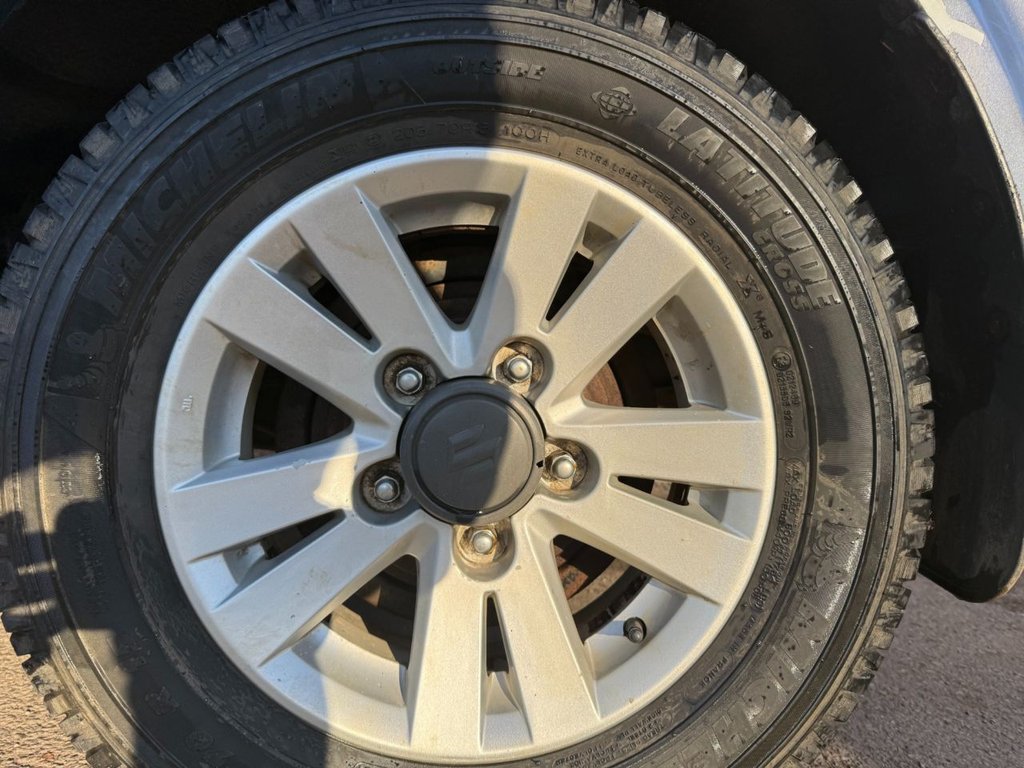 Used Suzuki Jimny 2014 for sale - 76640543: Photo 30