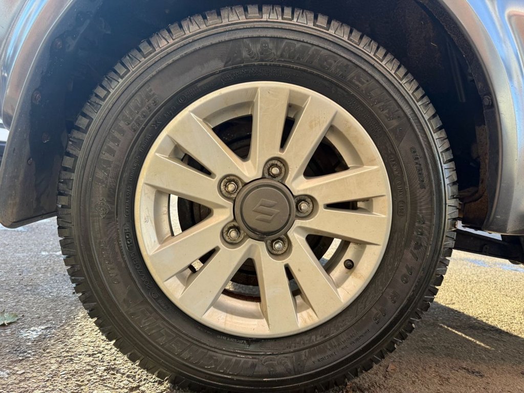 Used Suzuki Jimny 2014 for sale - 76640543: Photo 32