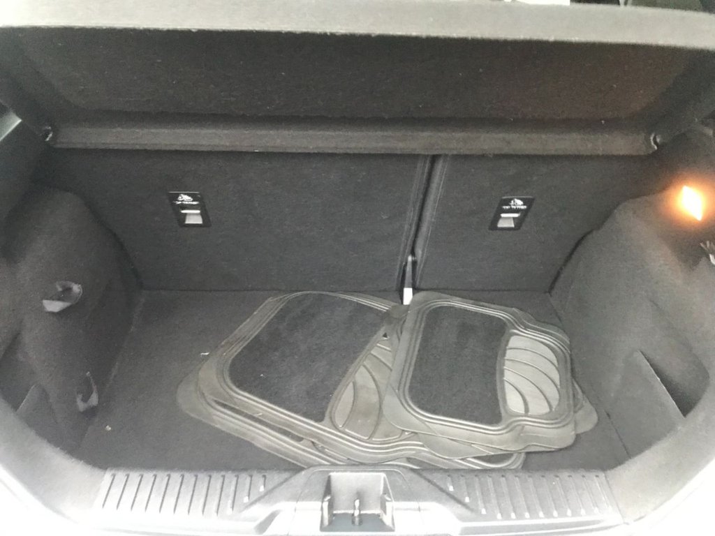 Used Ford Fiesta 2018 for sale - 76640557: Photo 12