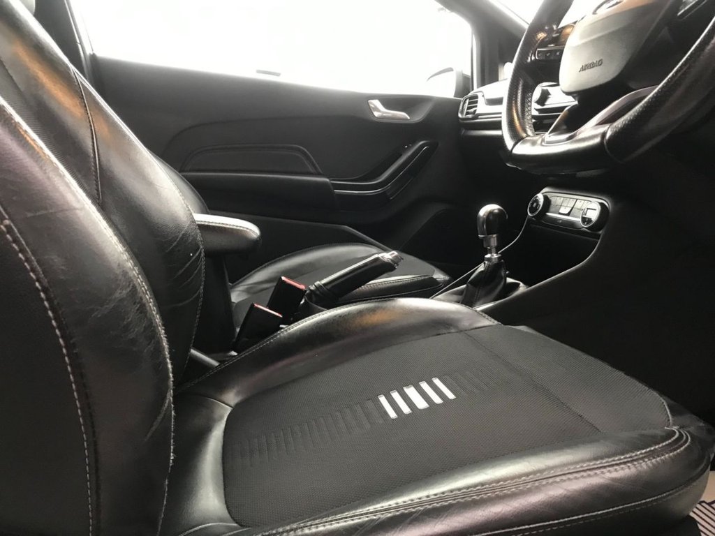 Used Ford Fiesta 2018 for sale - 76640557: Photo 15