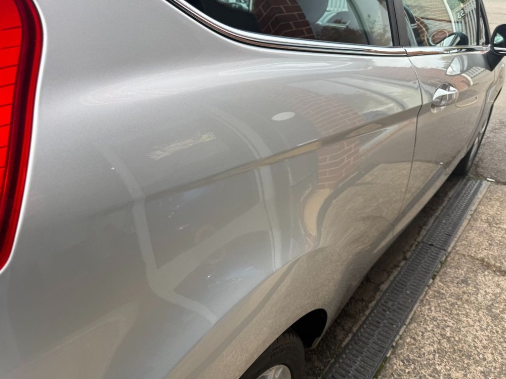 Used Ford Fiesta 2010 for sale - 76640548: Photo 10