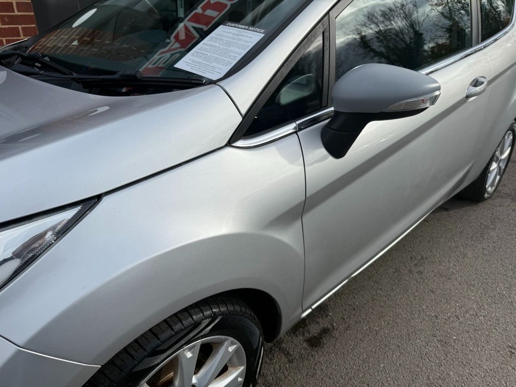 Used Ford Fiesta 2010 for sale - 76640548: Photo 12