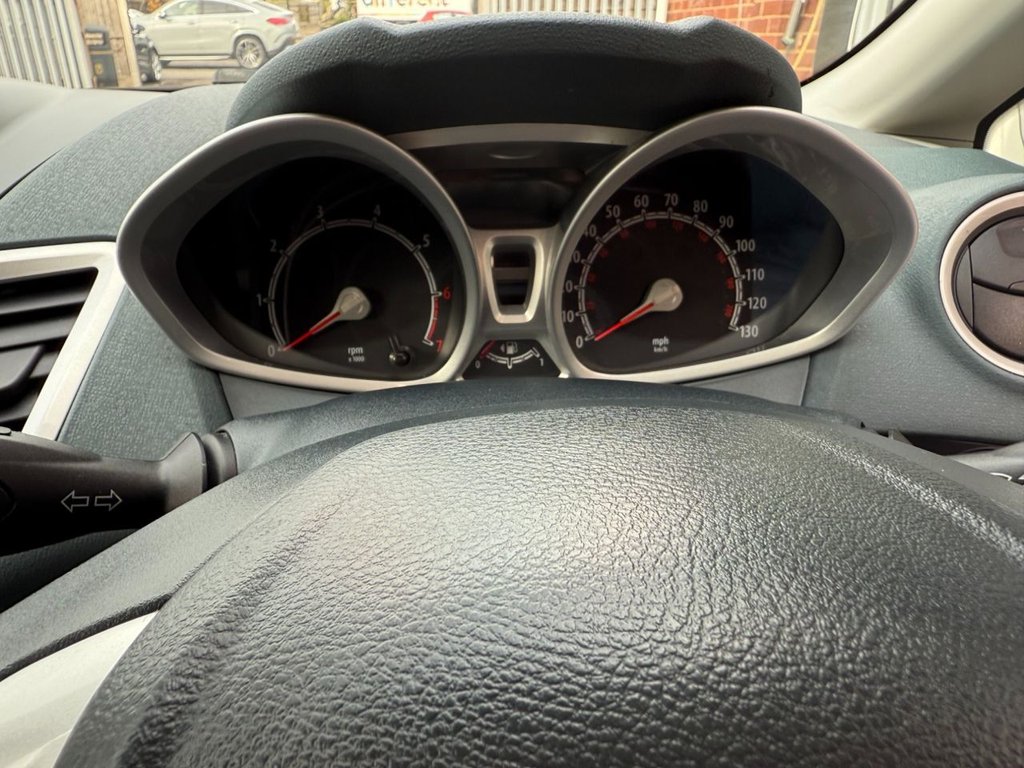 Used Ford Fiesta 2010 for sale - 76640548: Photo 16