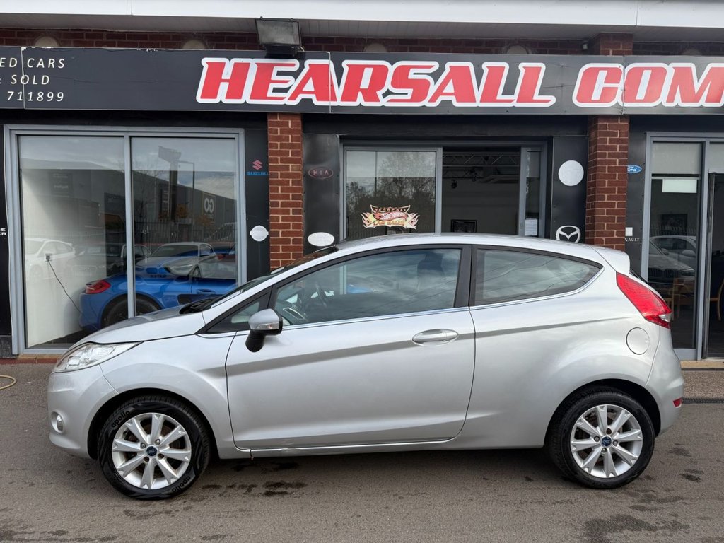 Used Ford Fiesta 2010 for sale - 76640548: Photo 3