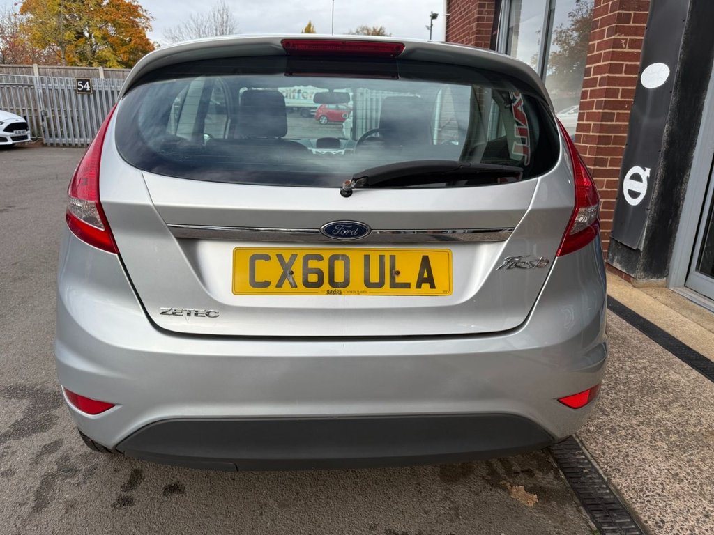 Used Ford Fiesta 2010 for sale - 76640548: Photo 5