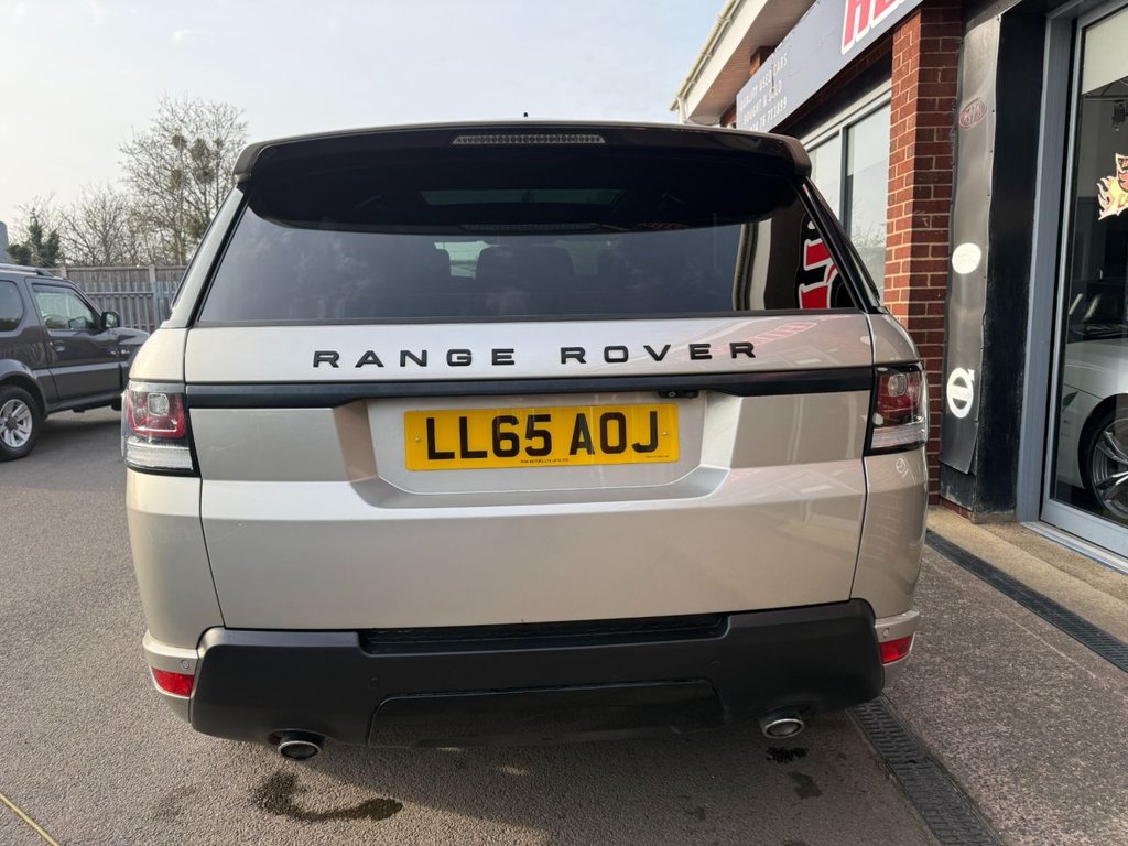 Used Land Rover Range Rover Sport 2015 for sale - 77967533: Photo 11