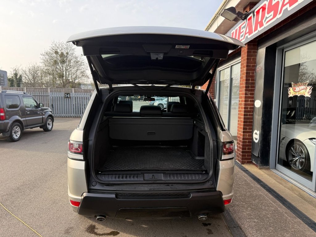 Used Land Rover Range Rover Sport 2015 for sale - 77967533: Photo 12