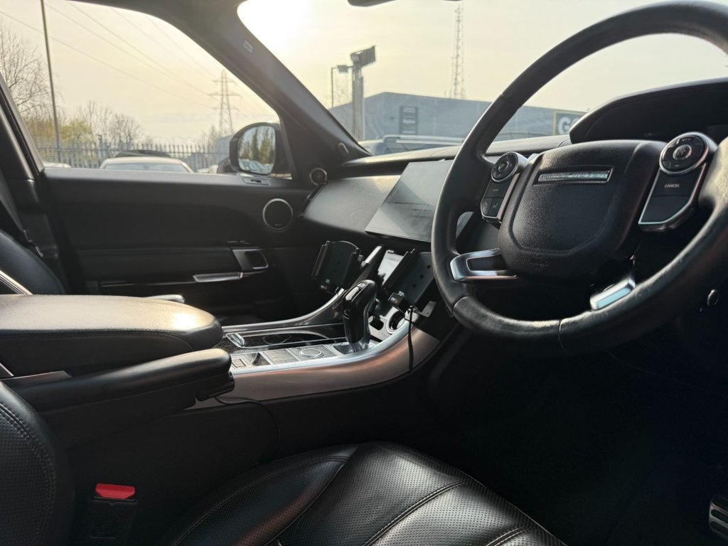 Used Land Rover Range Rover Sport 2015 for sale - 77967533: Photo 16