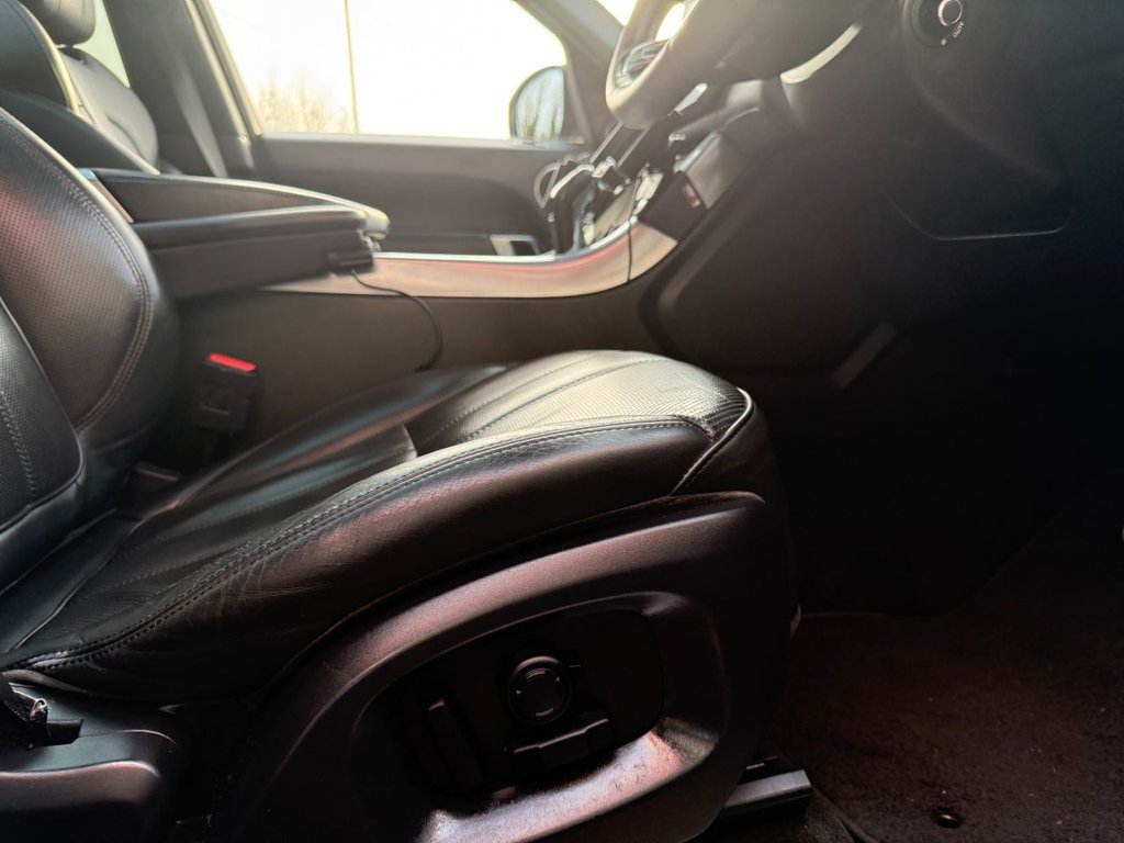Used Land Rover Range Rover Sport 2015 for sale - 77967533: Photo 17