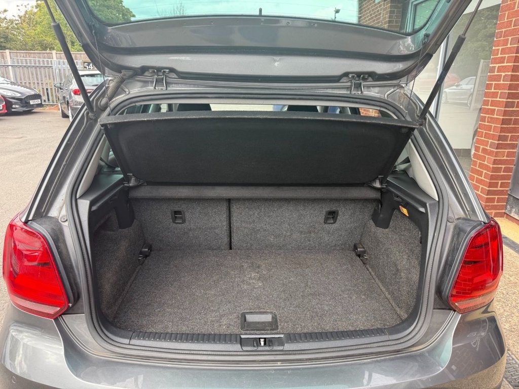 Used Volkswagen Polo 2017 for sale - 76640560: Photo 18