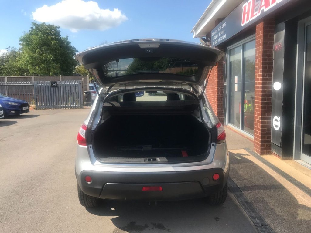 Used Nissan Qashqai 2012 for sale - 77748395: Photo 11