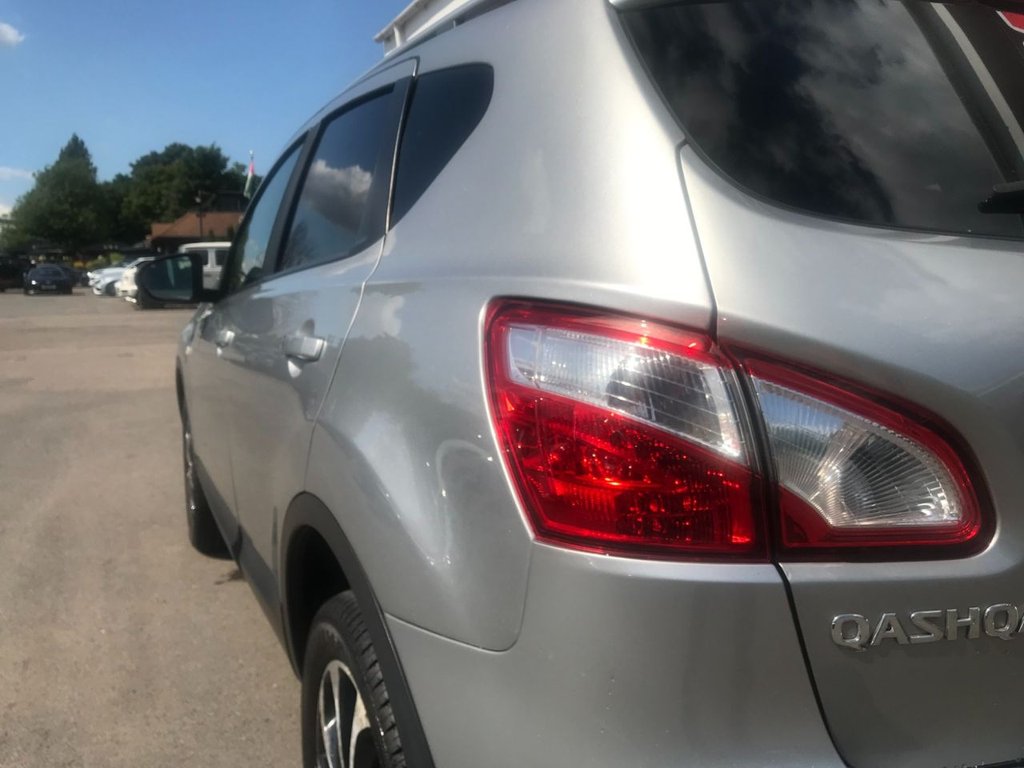 Used Nissan Qashqai 2012 for sale - 77748395: Photo 9