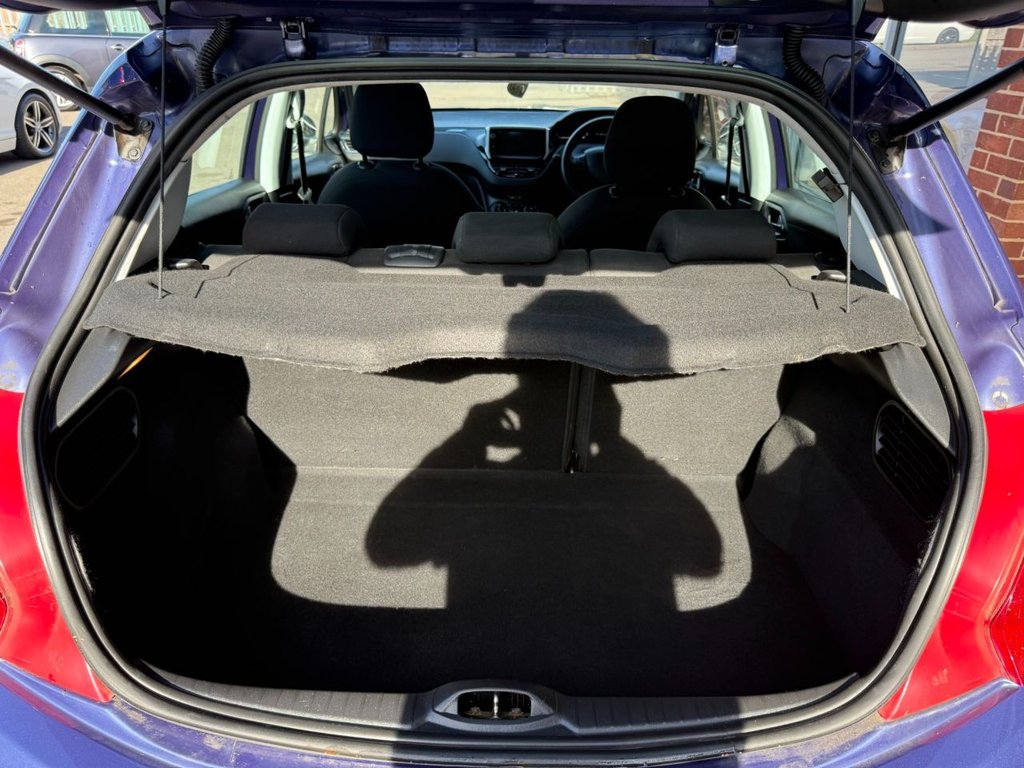 Used Peugeot 208 2013 for sale - 76068711: Photo 15