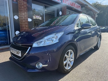 Used Peugeot 208 2013 for sale - 76068711: Photo 2