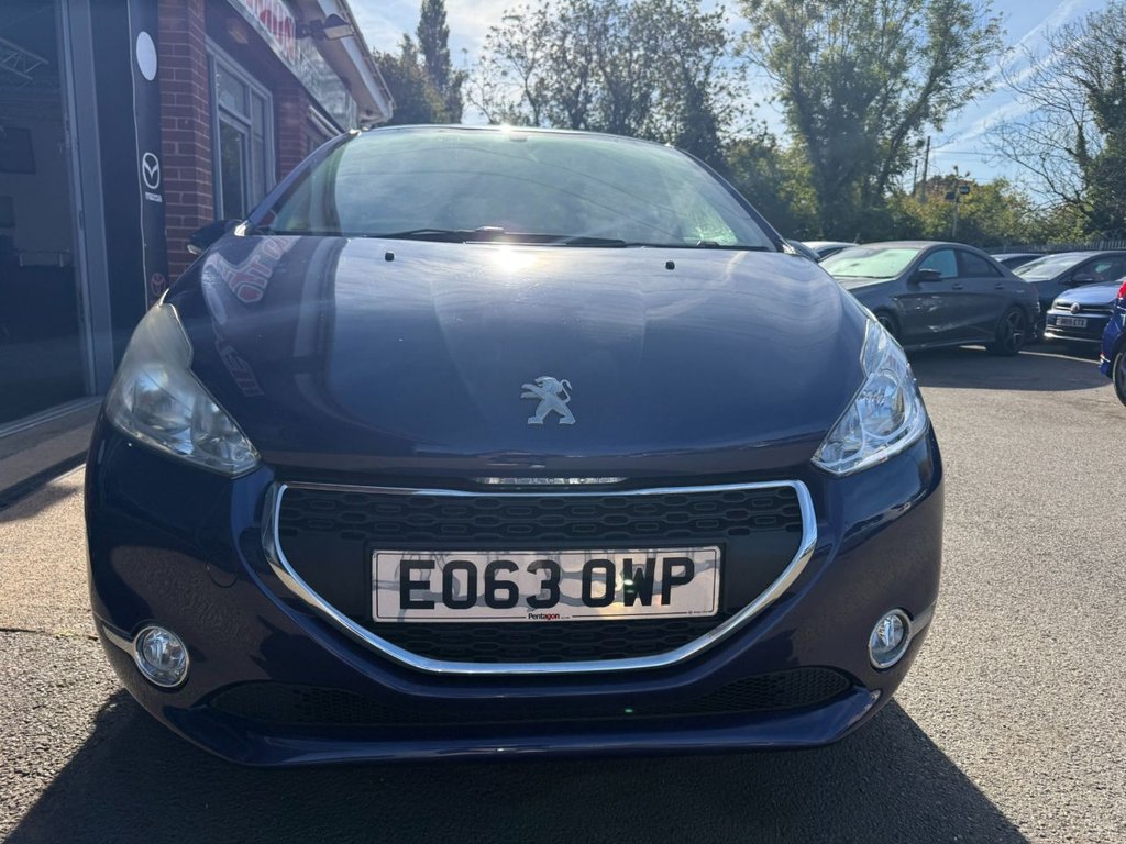 Used Peugeot 208 2013 for sale - 76068711: Photo 3
