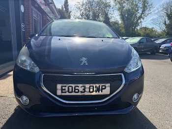 Used Peugeot 208 2013 for sale - 76068711: Photo 3