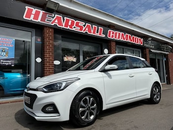 Used Hyundai i20 2019 for sale - 79300856: Photo