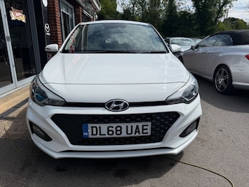 Used Hyundai i20 2019 for sale - 79300856: Photo