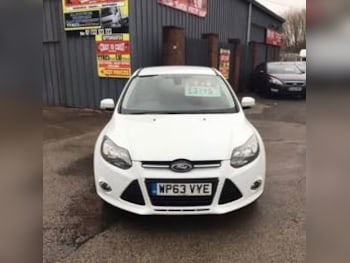 2013 (63) - 1.0 EcoBoost Zetec Navigator 5dr