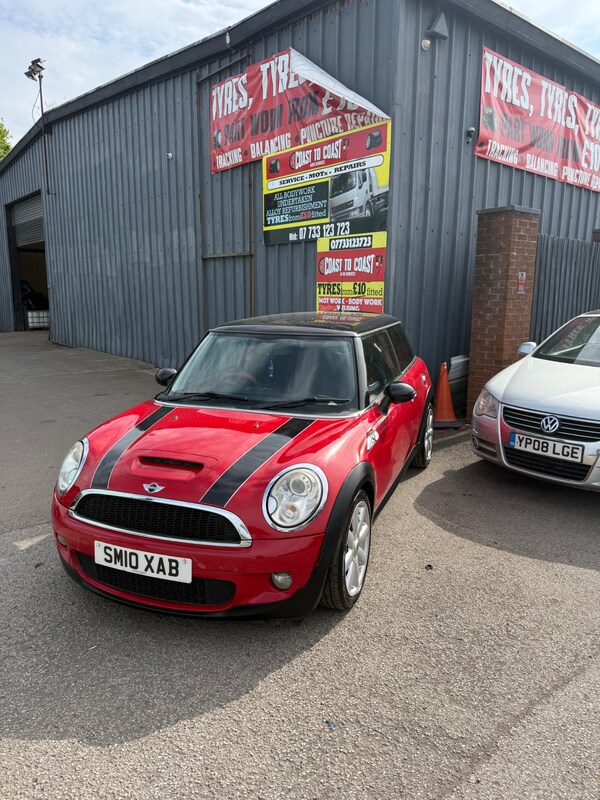 Used MINI Hatch 2010 for sale - 74705343: Photo 1