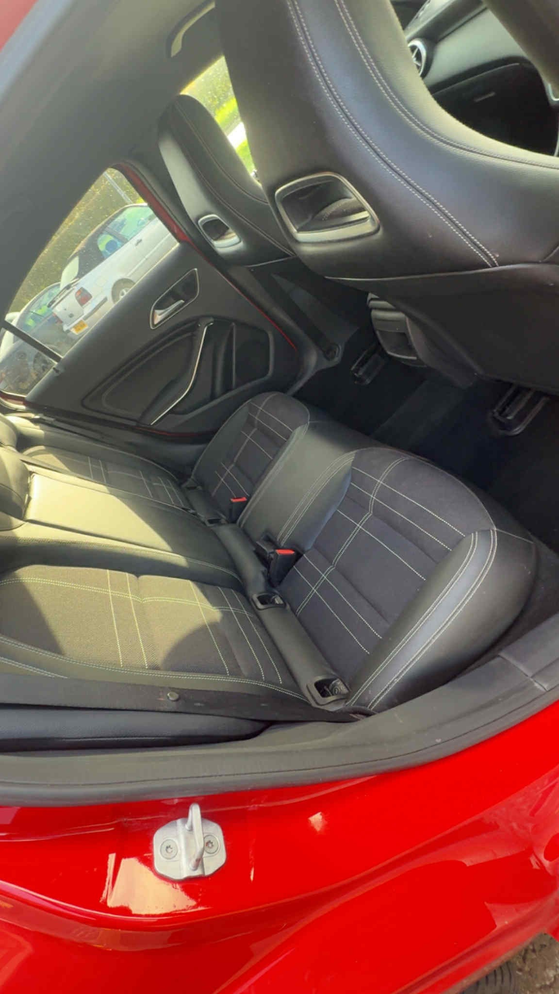 Used Mercedes-Benz A-Class 2014 for sale - 76343948: Photo 7