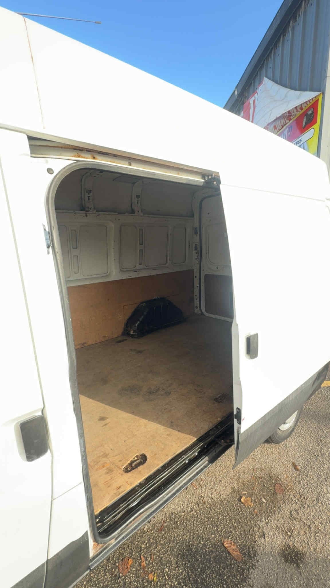 Used Ford Transit 2011 for sale - 76392423: Photo 5