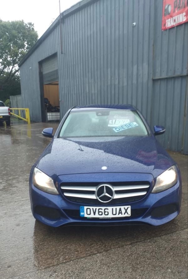 Used Mercedes-Benz C-Class 2016 for sale - 74912084: Photo 1