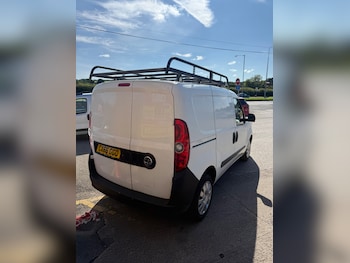 Used Vauxhall Combo 2016 for sale - 75239045: Photo