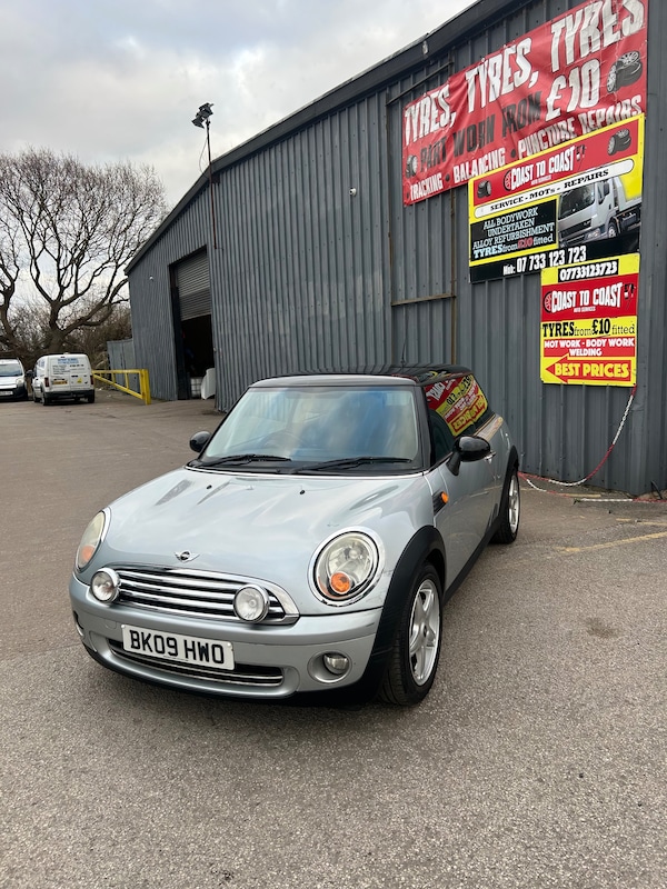 Used MINI Hatch 2009 for sale - 75118170: Photo 1