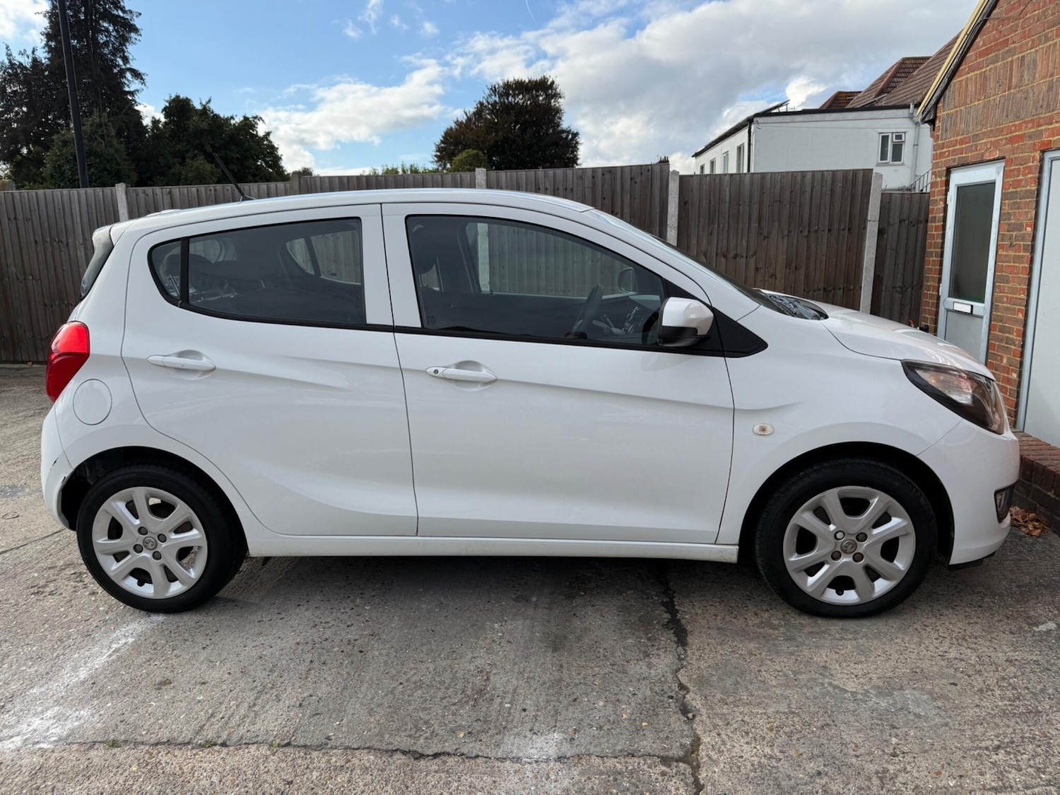 Used Vauxhall Viva 2015 for sale - 76292860: Photo 11