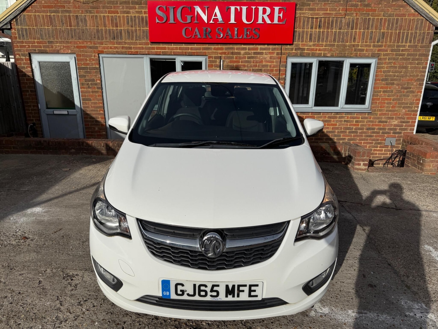 Used Vauxhall Viva 2015 for sale - 76292860: Photo 2