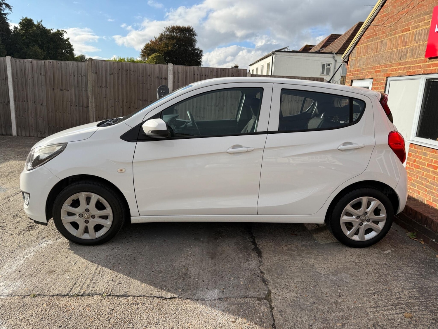 Used Vauxhall Viva 2015 for sale - 76292860: Photo 7