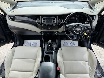 Used Kia Carens 2013 for sale - 75743179: Photo