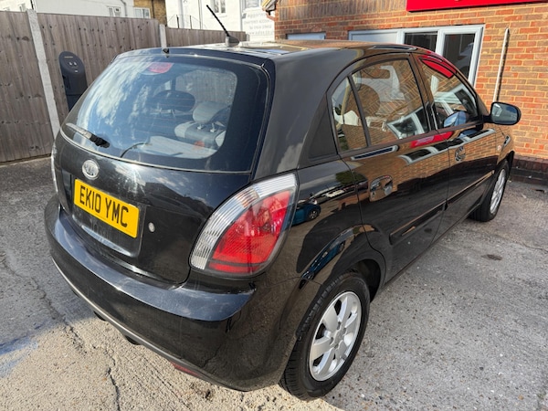 Used Kia Rio 2010 for sale - 76082409: Photo 10