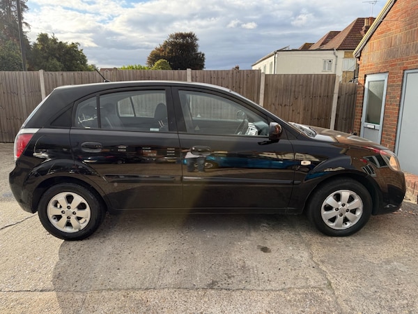 Used Kia Rio 2010 for sale - 76082409: Photo 11