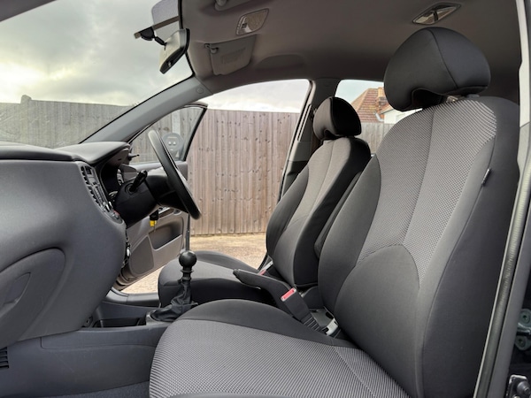 Used Kia Rio 2010 for sale - 76082409: Photo 12